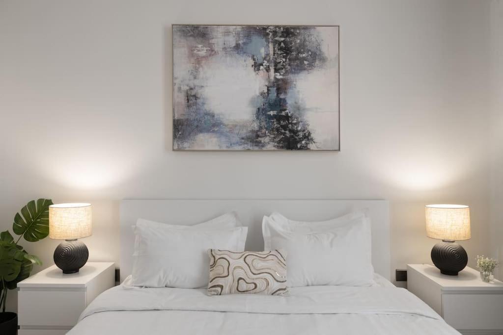 3 - Bedroom Apartment *
